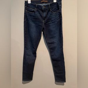 Women’s mid rise skinny ankle dark blue denim jeans by Joe’s. Size 30.